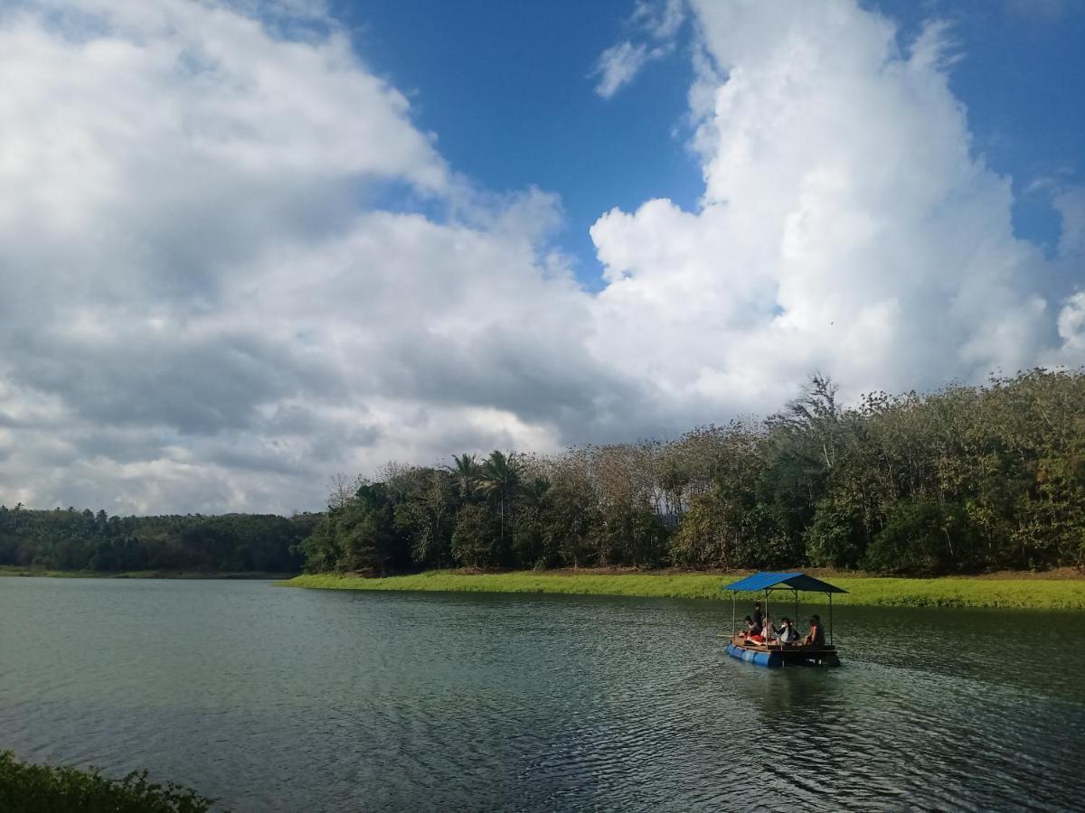 Taman Wana Resort Palasari Negara  Extérieur photo
