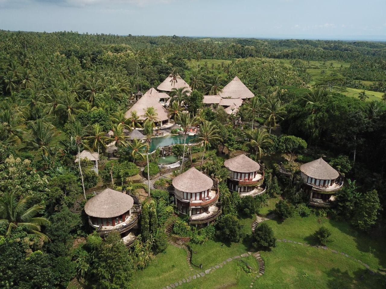 Taman Wana Resort Palasari Negara  Extérieur photo